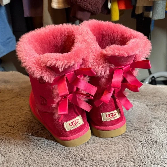 UGG Pink Bailey Bow Boots - Picture 1 of 6